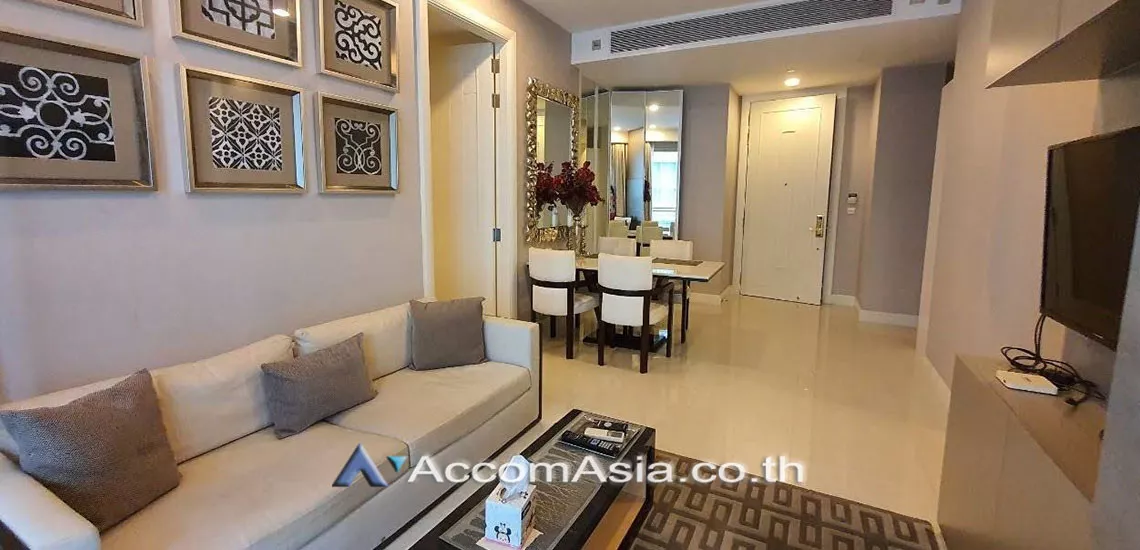  2 Bedrooms  Condominium For Rent & Sale in Ploenchit, Bangkok  near BTS Chitlom (AA19764)