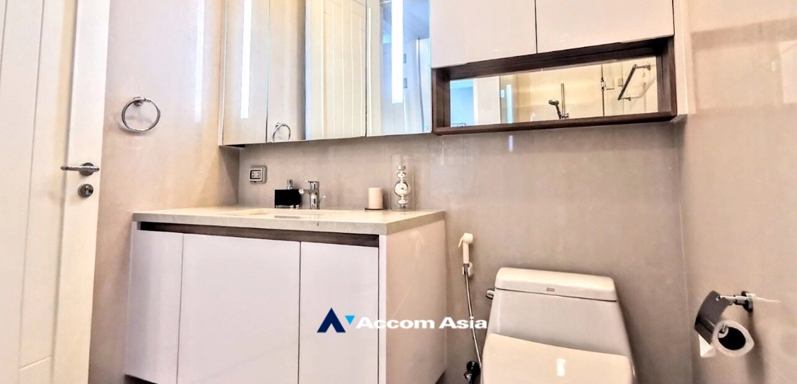 11  2 br Condominium For Sale in Ploenchit ,Bangkok BTS Chitlom at Q Langsuan  AA19767