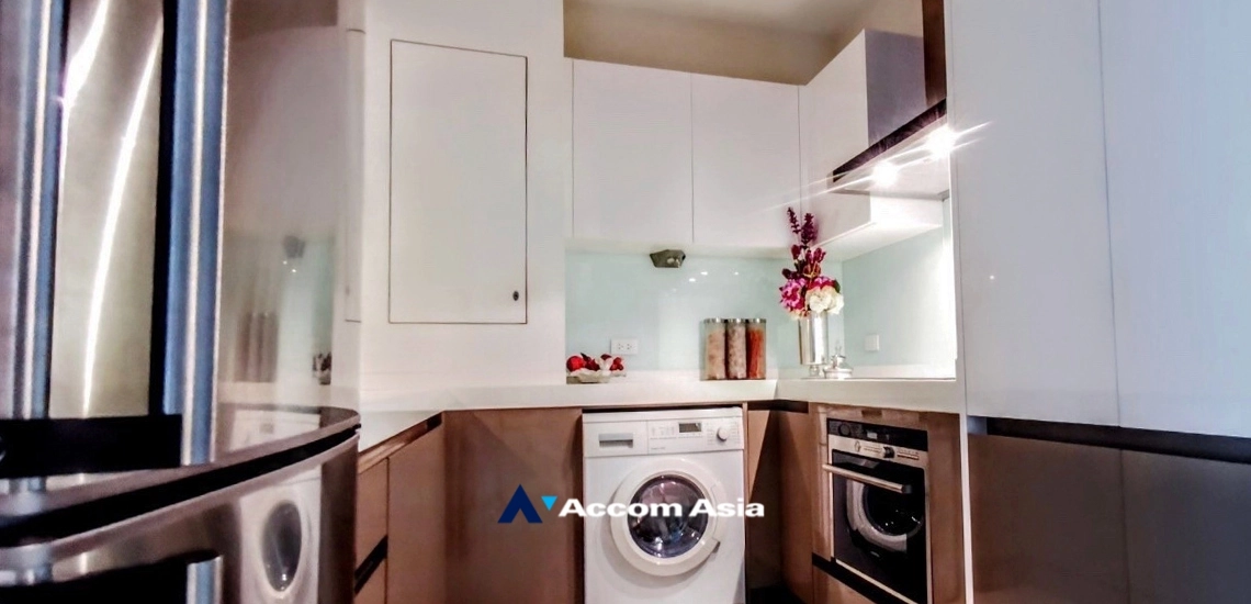 7  2 br Condominium For Sale in Ploenchit ,Bangkok BTS Chitlom at Q Langsuan  AA19767