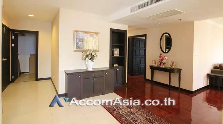 7  2 br Condominium For Rent in Sukhumvit ,Bangkok BTS Nana at Lake Green AA19774