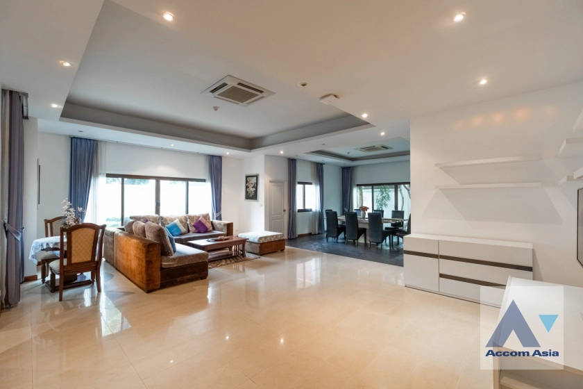 Duplex Condo, Pet friendly |  Baan Ananda Condominium  3 Bedroom for Rent BTS Ekkamai in Sukhumvit Bangkok