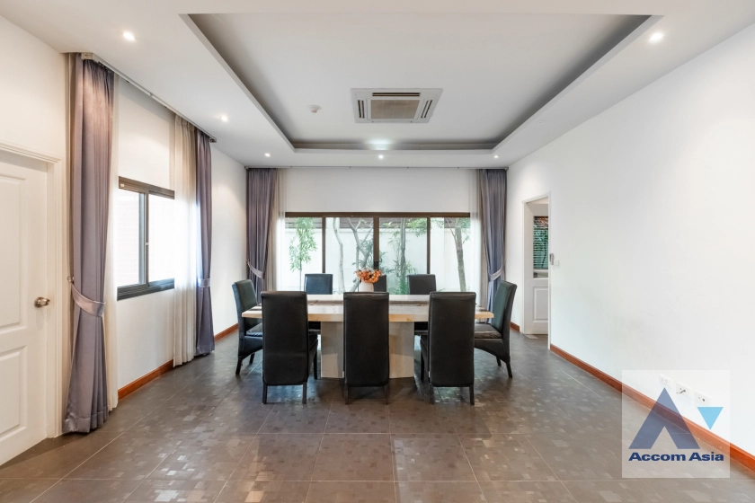 4  3 br Condominium For Rent in Sukhumvit ,Bangkok BTS Ekkamai at Baan Ananda AA19784