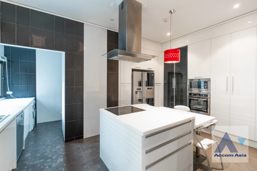 unitDuplex Condo, Pet friendly |  3 Bedrooms  Condominium For Rent in Sukhumvit, Bangkok  near BTS Ekkamai (AA19784)