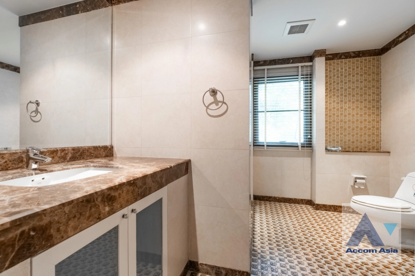 23  3 br Condominium For Rent in Sukhumvit ,Bangkok BTS Ekkamai at Baan Ananda AA19784