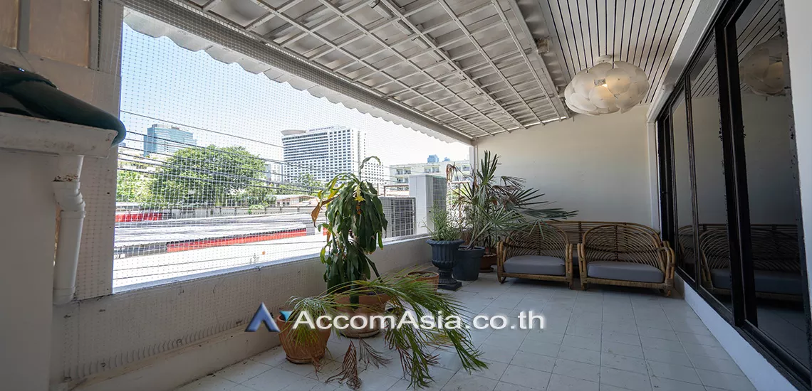  1  4 br House For Rent in sukhumvit ,Bangkok BTS Phrom Phong AA19790