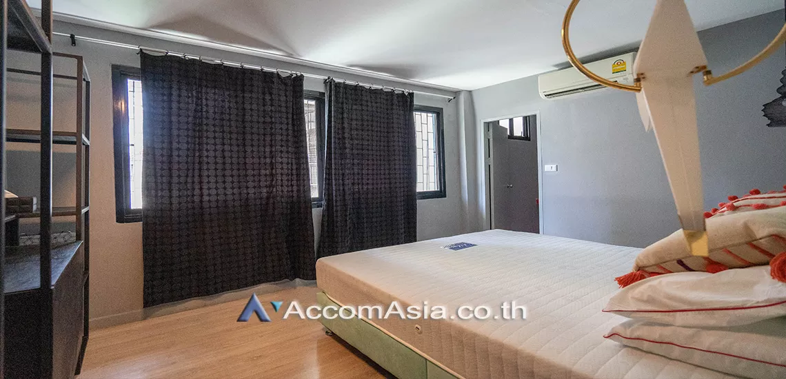 6  4 br House for rent and sale in Sukhumvit ,Bangkok BTS Phrom Phong AA19790