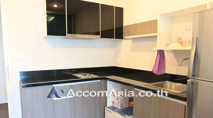 unit 1 Bedroom  Condominium For Sale in Sathorn, Bangkok  near BRT Thanon Chan (AA19795)
