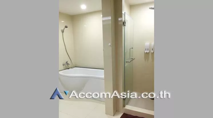6  3 br Apartment For Rent in Sukhumvit ,Bangkok BTS  at Quiet and Peaceful  AA19829