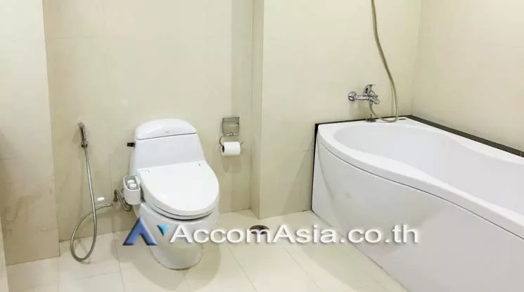 7  3 br Apartment For Rent in Sukhumvit ,Bangkok BTS  at Quiet and Peaceful  AA19829