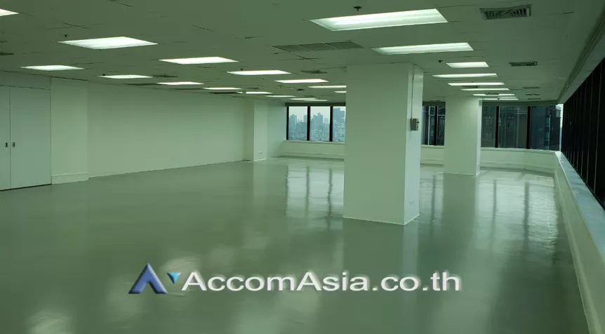 5  Office Space For Rent in Ratchadaphisek ,Bangkok ARL Ramkhamhaeng at Charn Issara Tower 2 AA19842