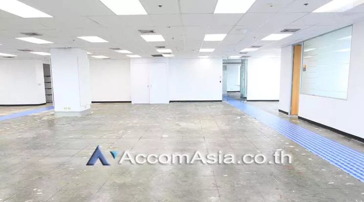 5  Office Space For Rent in Ratchadaphisek ,Bangkok ARL Ramkhamhaeng at Charn Issara Tower 2 AA19843