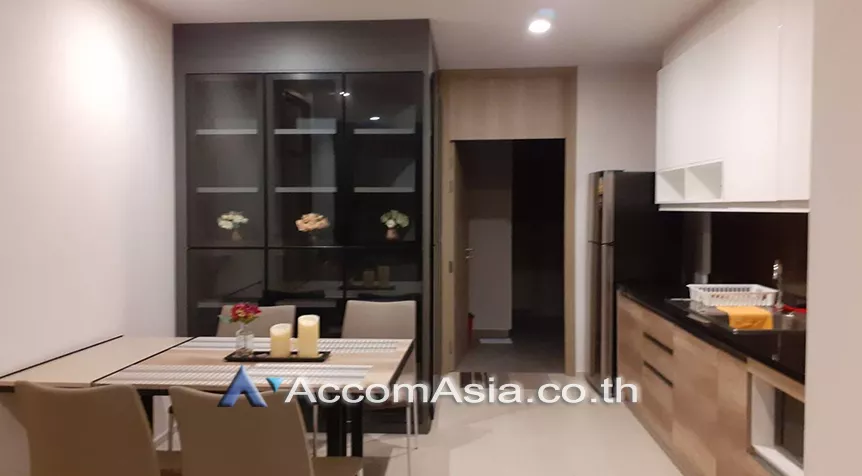  1 Bedroom  Condominium For Rent in Ploenchit, Bangkok  near BTS Ploenchit (AA19859)
