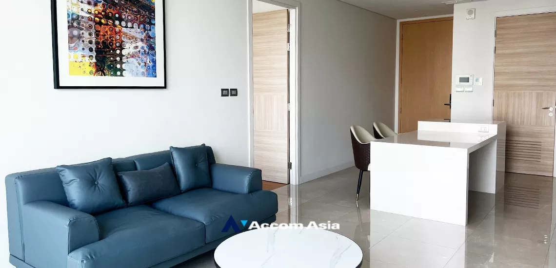 Sindhorn Residence Condominium  1 Bedroom for Sale & Rent BTS Chitlom in Ploenchit Bangkok