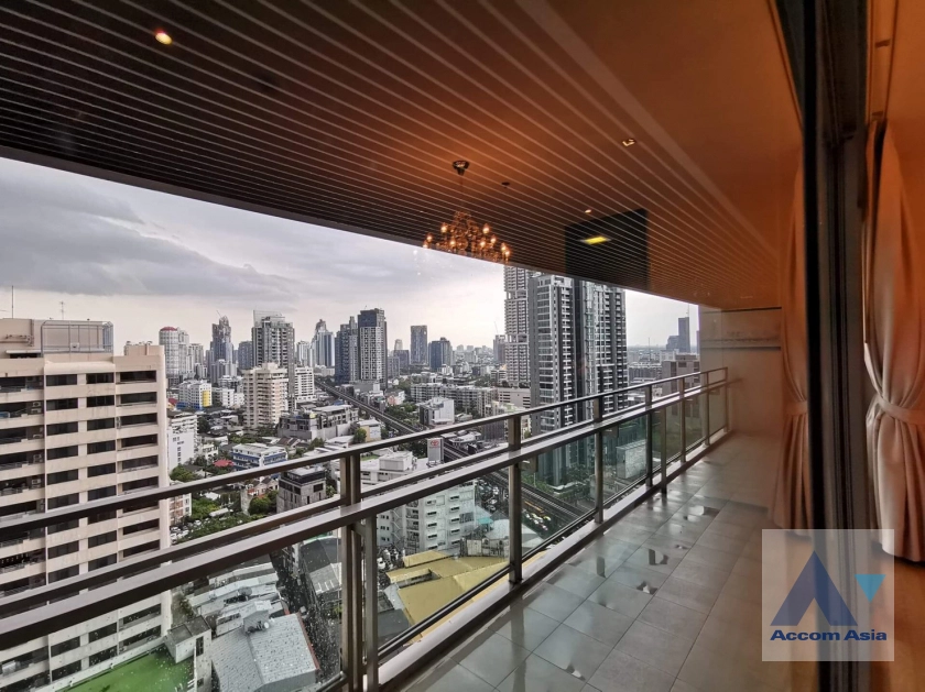 unit 3 Bedrooms  Condominium For Rent & Sale in Sukhumvit, Bangkok  near BTS Phrom Phong (AA19876)
