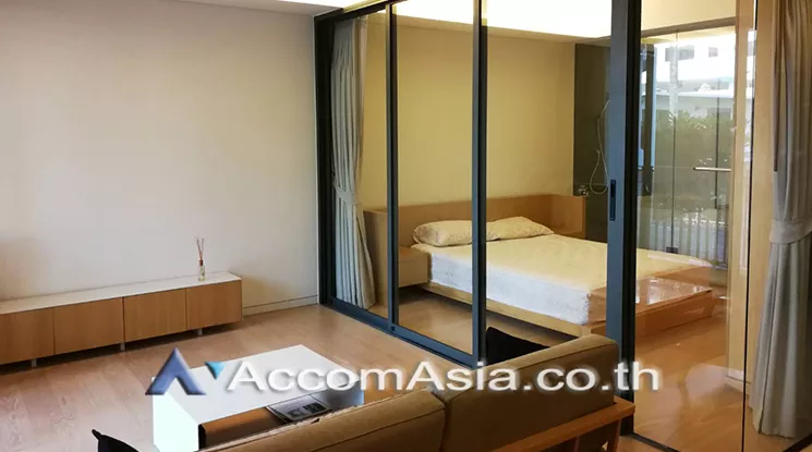 unit 1 Bedroom  Condominium For Rent & Sale in Sukhumvit, Bangkok  near BTS Phrom Phong (AA19896)