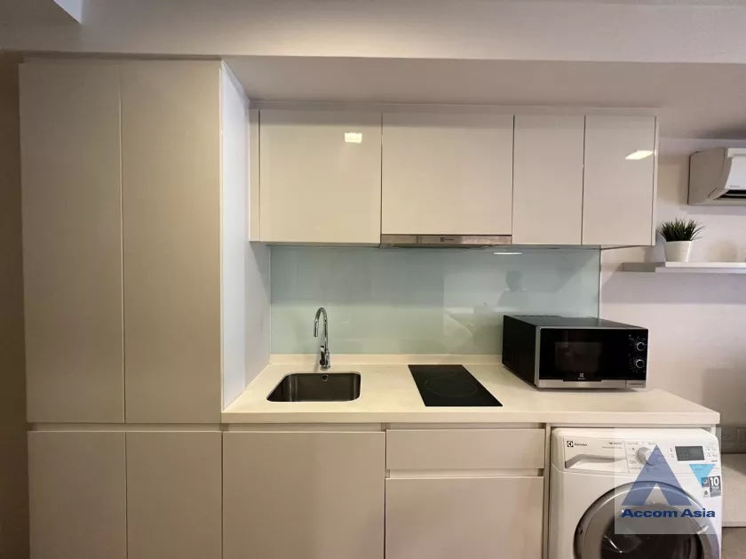 8  1 br Condominium for rent and sale in Sukhumvit ,Bangkok BTS Thong Lo at LIV @ 49 AA19913