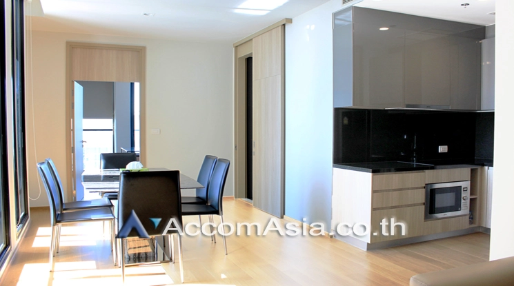unit 2 Bedrooms  Condominium For Rent in Ploenchit, Bangkok  near BTS Ploenchit (AA19951)