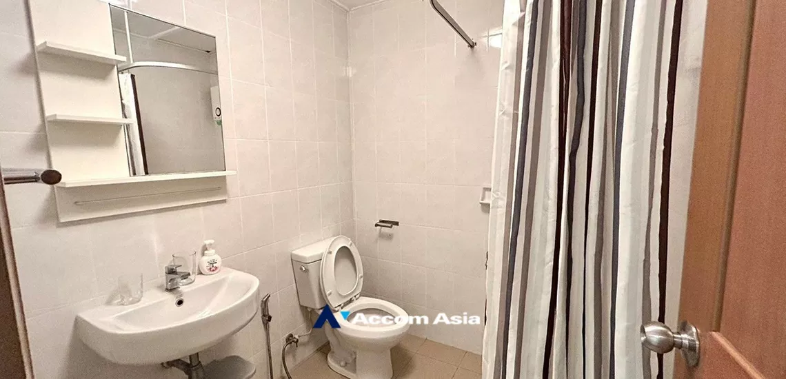15  5 br Townhouse For Rent in Sukhumvit ,Bangkok BTS Ekkamai AA19964