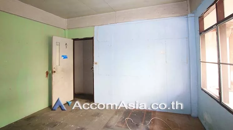 11  Shophouse For Rent in Sukhumvit ,Bangkok BTS Ekkamai AA19975