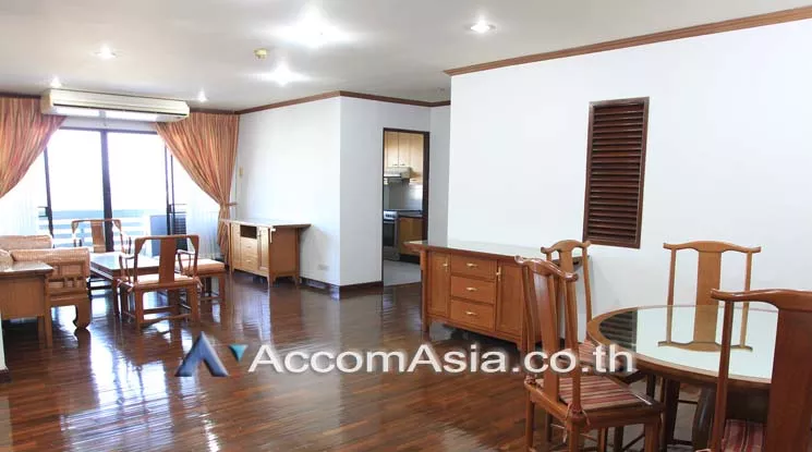 Le Premier II Condominium  3 Bedroom for Sale BTS Thong Lo in Sukhumvit Bangkok