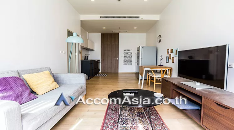 unit 1 Bedroom  Condominium For Rent in Sukhumvit, Bangkok  near BTS Ekkamai (AA19986)