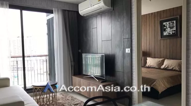 unit 1 Bedroom  Condominium For Rent in Sukhumvit, Bangkok  near BTS Ekkamai (AA20017)