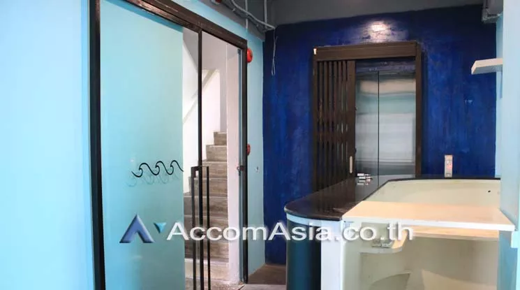 5  Retail / Showroom For Rent in Sukhumvit ,Bangkok BTS Thong Lo at Piman 49 AA20041