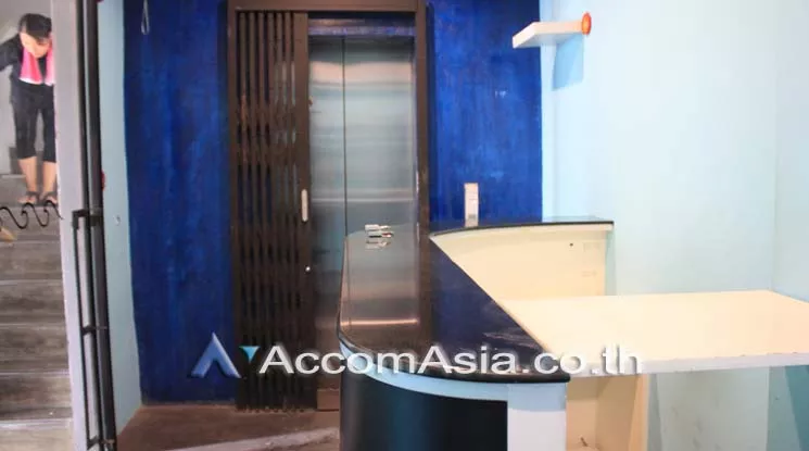 6  Retail / Showroom For Rent in Sukhumvit ,Bangkok BTS Thong Lo at Piman 49 AA20041