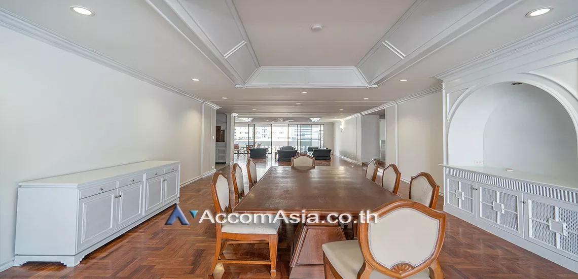 unitPet friendly |  3 Bedrooms  Apartment For Rent in Sukhumvit, Bangkok  near BTS Asok - MRT Sukhumvit (AA20054)