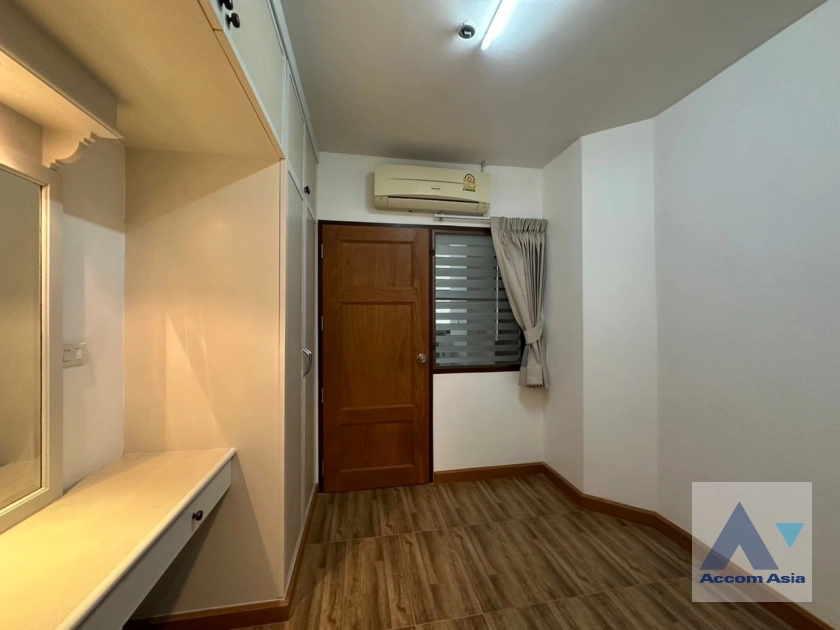 22  3 br Condominium for rent and sale in Sukhumvit ,Bangkok BTS Phrom Phong at Ruamsuk Condominium 2121001