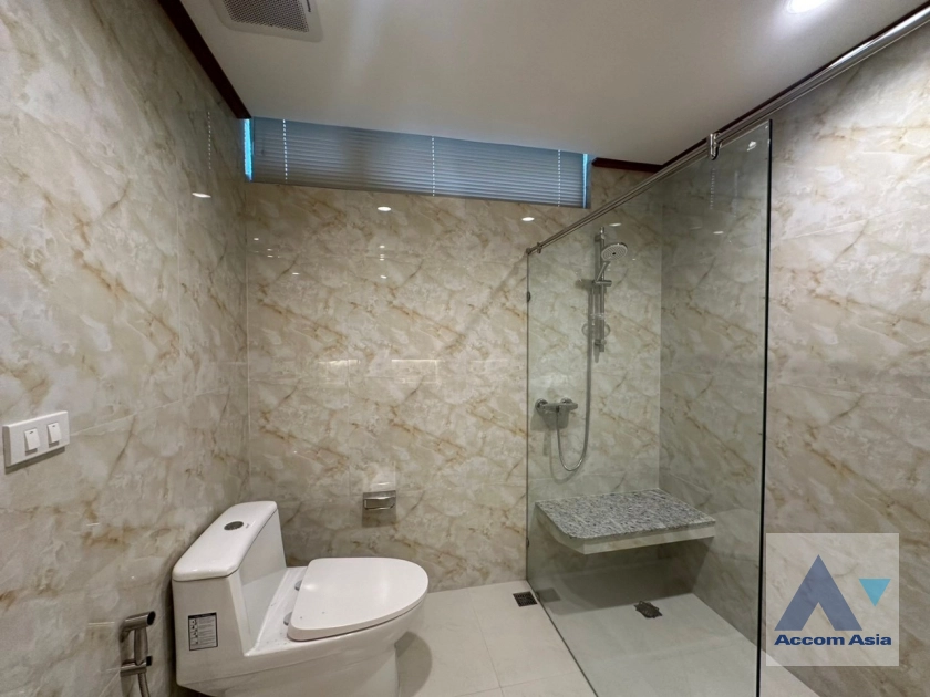 31  3 br Condominium for rent and sale in Sukhumvit ,Bangkok BTS Phrom Phong at Ruamsuk Condominium 2121001