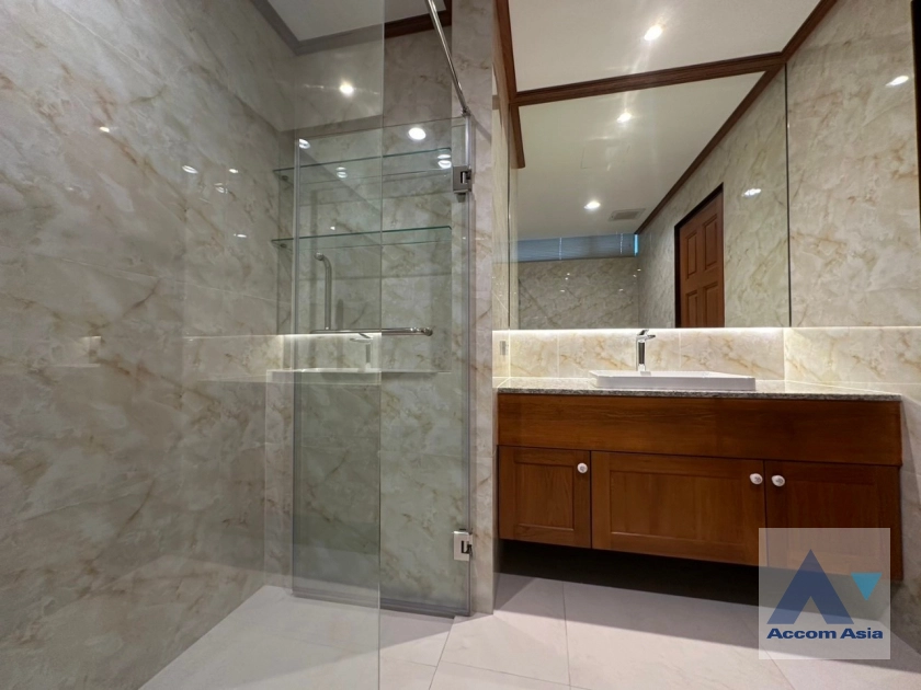 25  3 br Condominium for rent and sale in Sukhumvit ,Bangkok BTS Phrom Phong at Ruamsuk Condominium 2121001