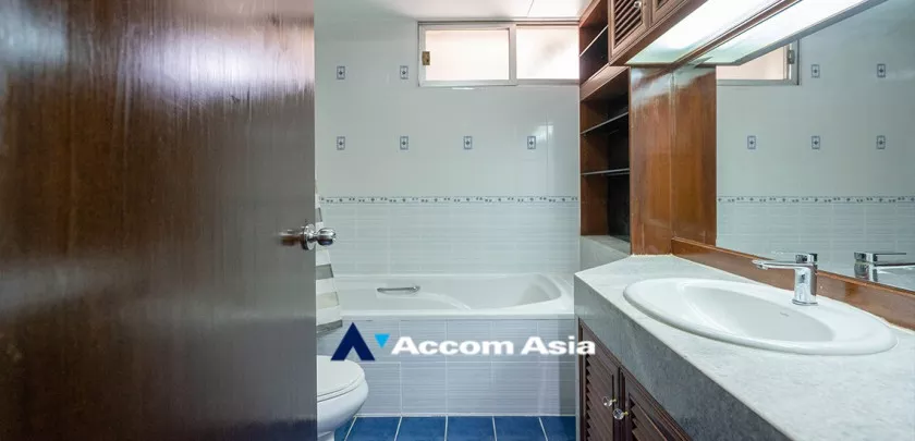 13  3 br Apartment For Rent in Sukhumvit ,Bangkok BTS Phrom Phong at The comfortable low rise residence 1029801