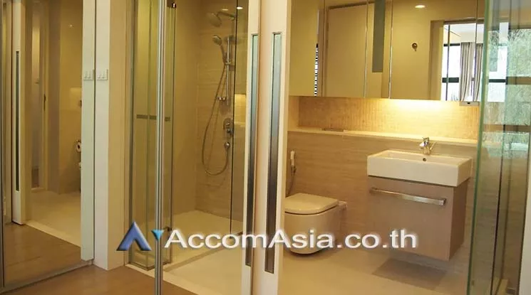 unit 1 Bedroom  Condominium For Rent in Sukhumvit, Bangkok  near BTS Ekkamai (AA20077)