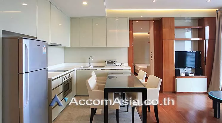 unit 2 Bedrooms  Condominium For Rent in Sukhumvit, Bangkok  near BTS Phrom Phong (AA20088)