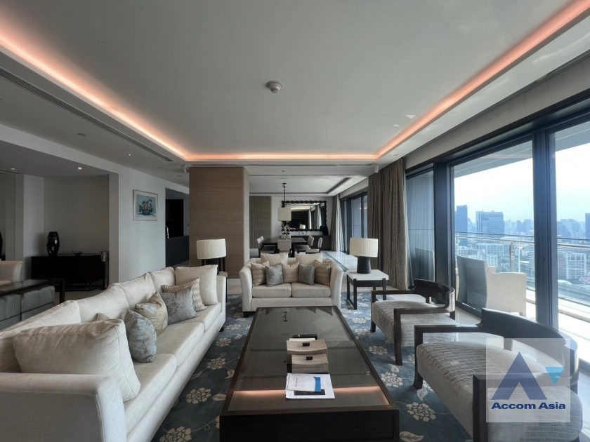  The St. Regis Bangkok (Residences) Condominium  3 Bedroom for Rent BTS Ratchadamri in Ploenchit Bangkok