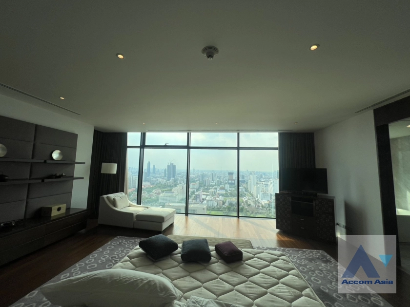 10  3 br Condominium For Rent in Ploenchit ,Bangkok BTS Ratchadamri at The St. Regis Bangkok (Residences) AA20094
