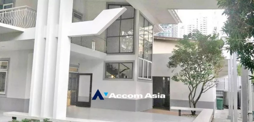 Home Office, Pet friendly house for rent in Sukhumvit, Bangkok Code AA20114