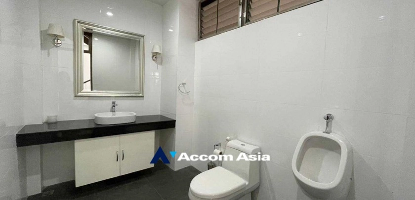 9  3 br House For Rent in Sukhumvit ,Bangkok BTS Nana AA20114