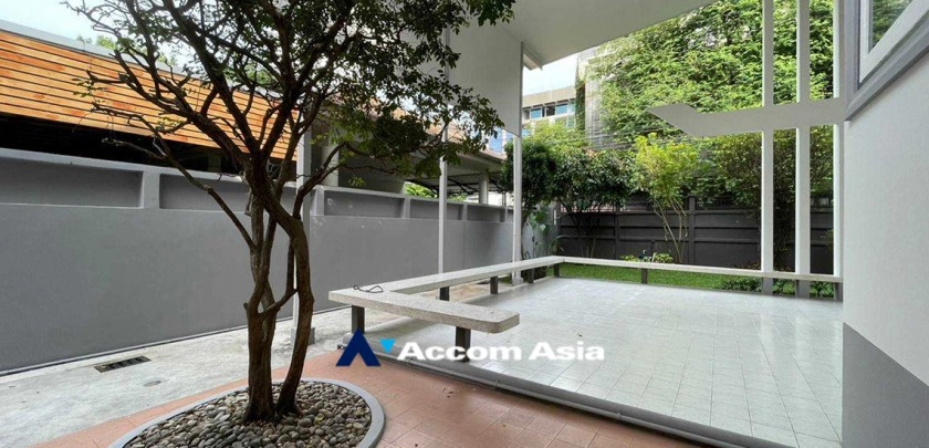 19  3 br House For Rent in Sukhumvit ,Bangkok BTS Nana AA20114