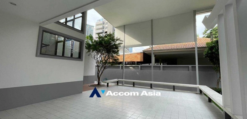 21  3 br House For Rent in Sukhumvit ,Bangkok BTS Nana AA20114