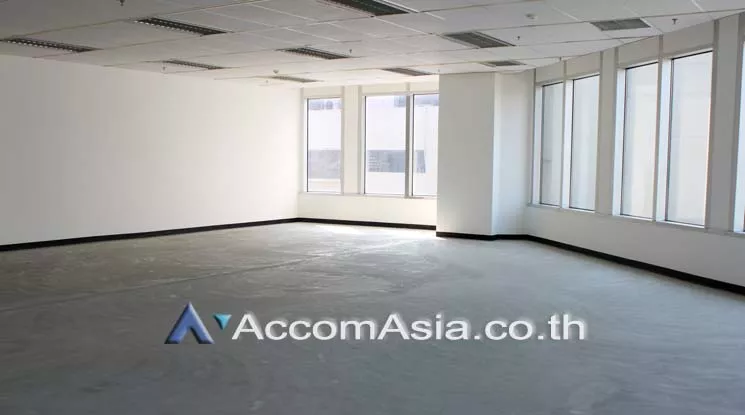 1  Office Space For Rent in Ploenchit ,Bangkok BTS Chitlom at Mercury Tower AA20118