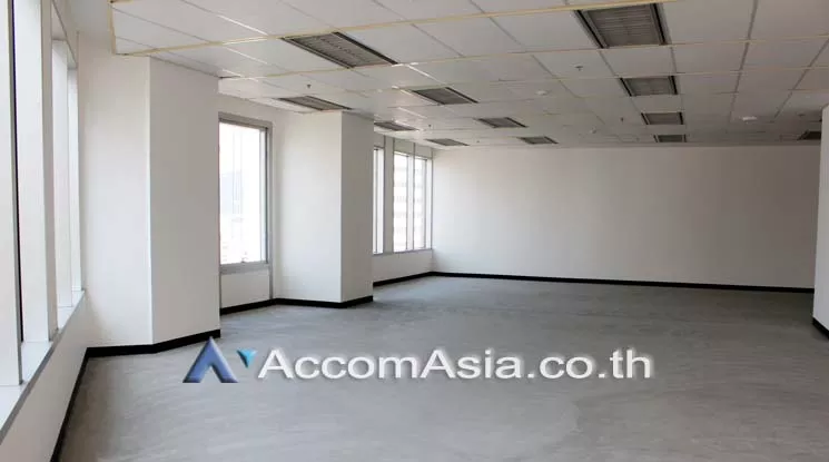5  Office Space For Rent in Ploenchit ,Bangkok BTS Chitlom at Mercury Tower AA20118