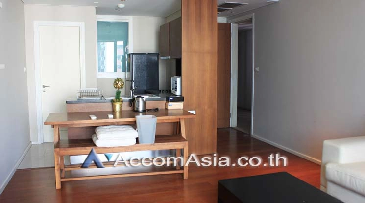 unit 2 Bedrooms  Condominium For Rent in Sukhumvit, Bangkok  near BTS Asok - MRT Sukhumvit (AA20125)