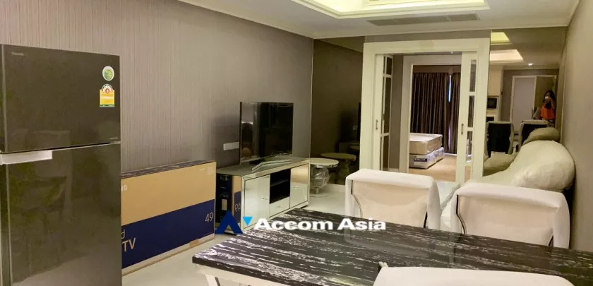  1 Bedroom  Condominium For Rent in Silom, Bangkok  near BTS Surasak (AA20135)