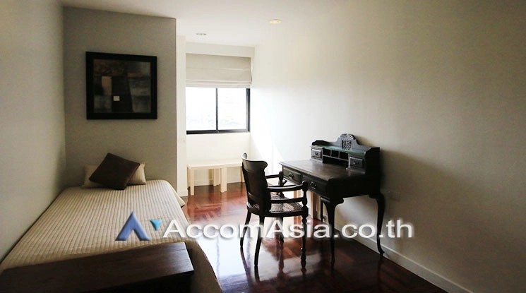 8  2 br Condominium For Rent in Sukhumvit ,Bangkok BTS Nana at Lake Green AA20136