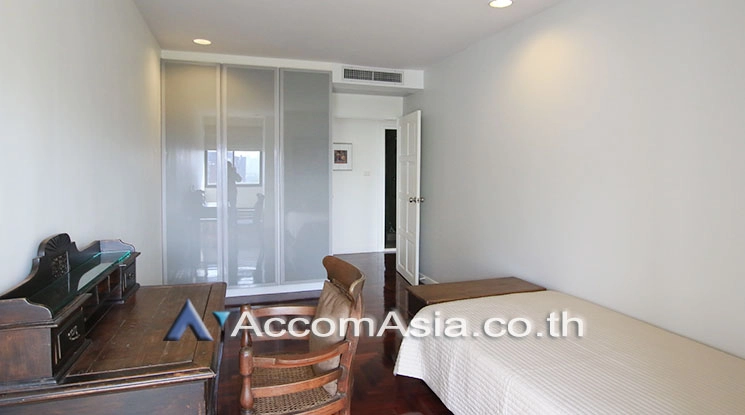 9  2 br Condominium For Rent in Sukhumvit ,Bangkok BTS Nana at Lake Green AA20136