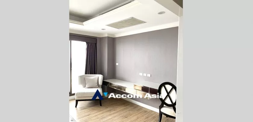 6  1 br Condominium for rent and sale in Silom ,Bangkok BTS Surasak at Nusa State Tower AA20137