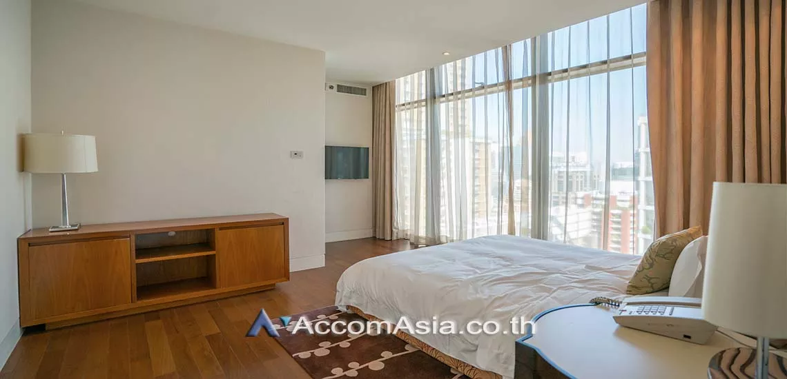 11  4 br Condominium For Rent in Ploenchit ,Bangkok BTS Ratchadamri at The St. Regis Bangkok (Residences) AA20144