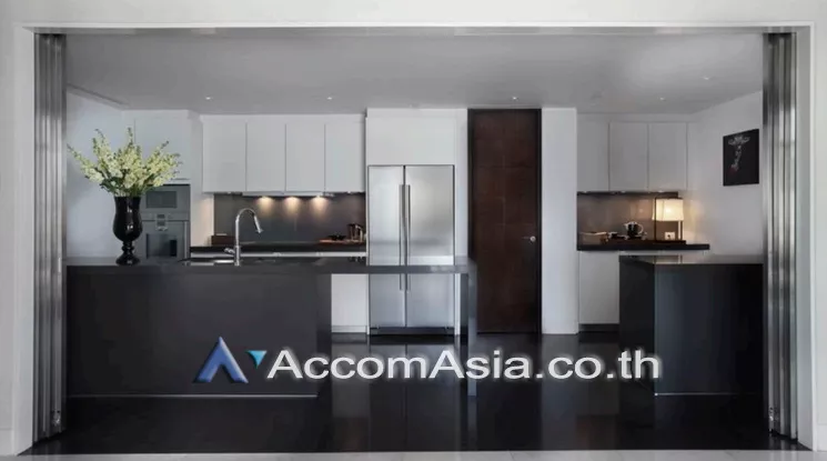  1  4 br Condominium For Rent in Ploenchit ,Bangkok BTS Ratchadamri at The St. Regis Bangkok (Residences) AA20146